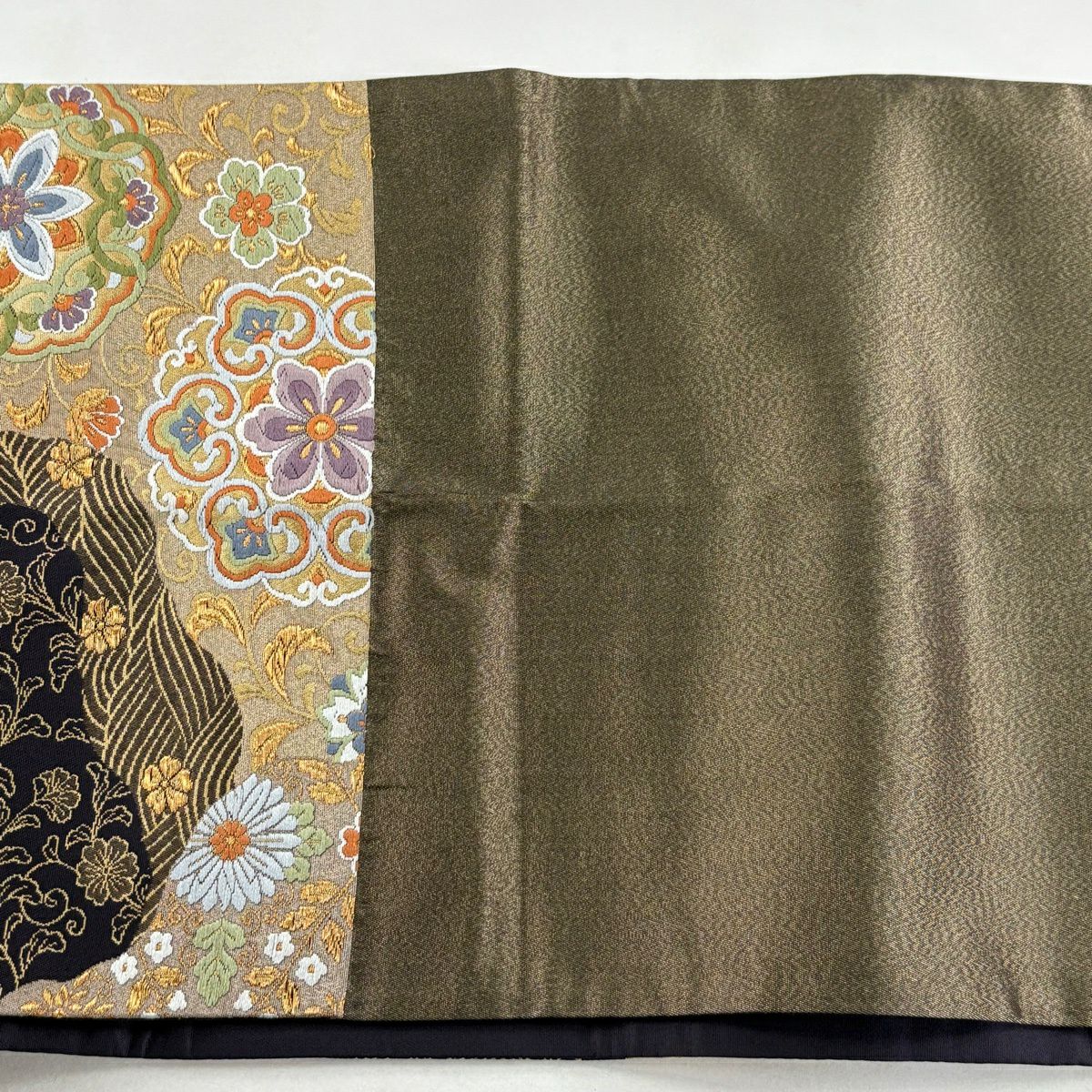 【美品】 袋帶 秀品級 華紋 草花紋 金糸 金金箔 濃紫 六通 純蠶絲