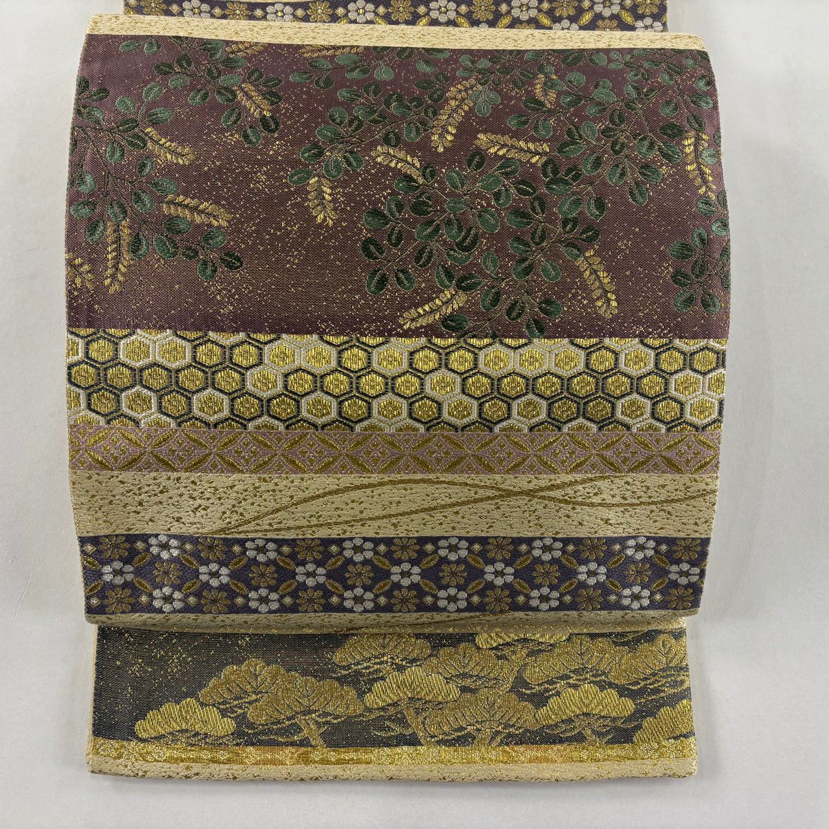 【美品】 袋帶 秀品級 落款あり 萩 有職文樣 金絲 金金箔 奶油 六通 純蠶絲