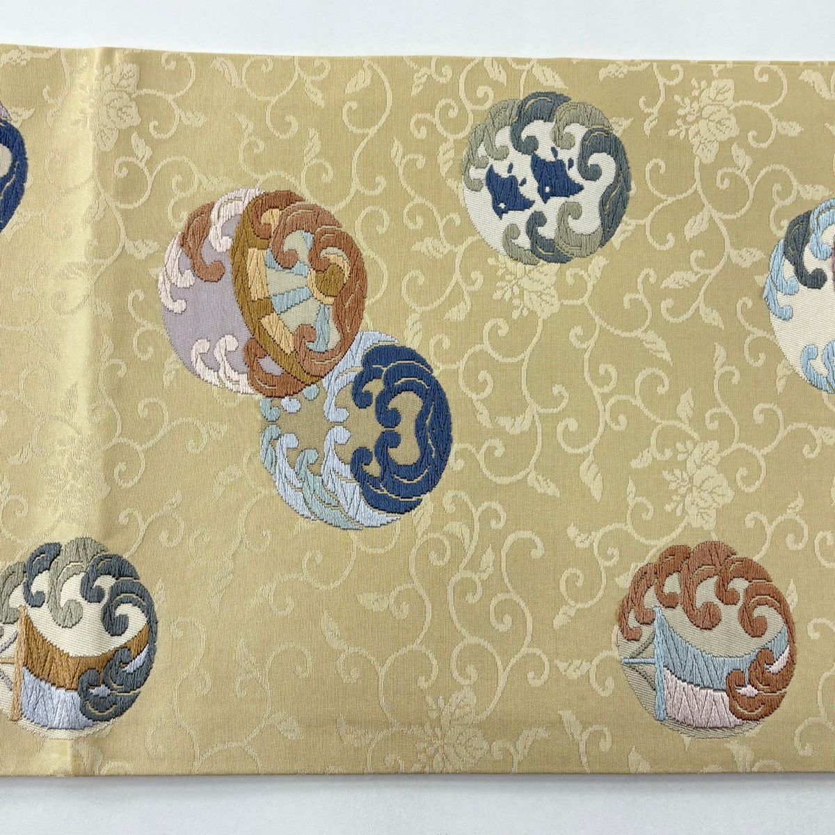 【美品】 開口名古屋帶 優品級 波頭 千鳥 唐織 米色 純蠶絲