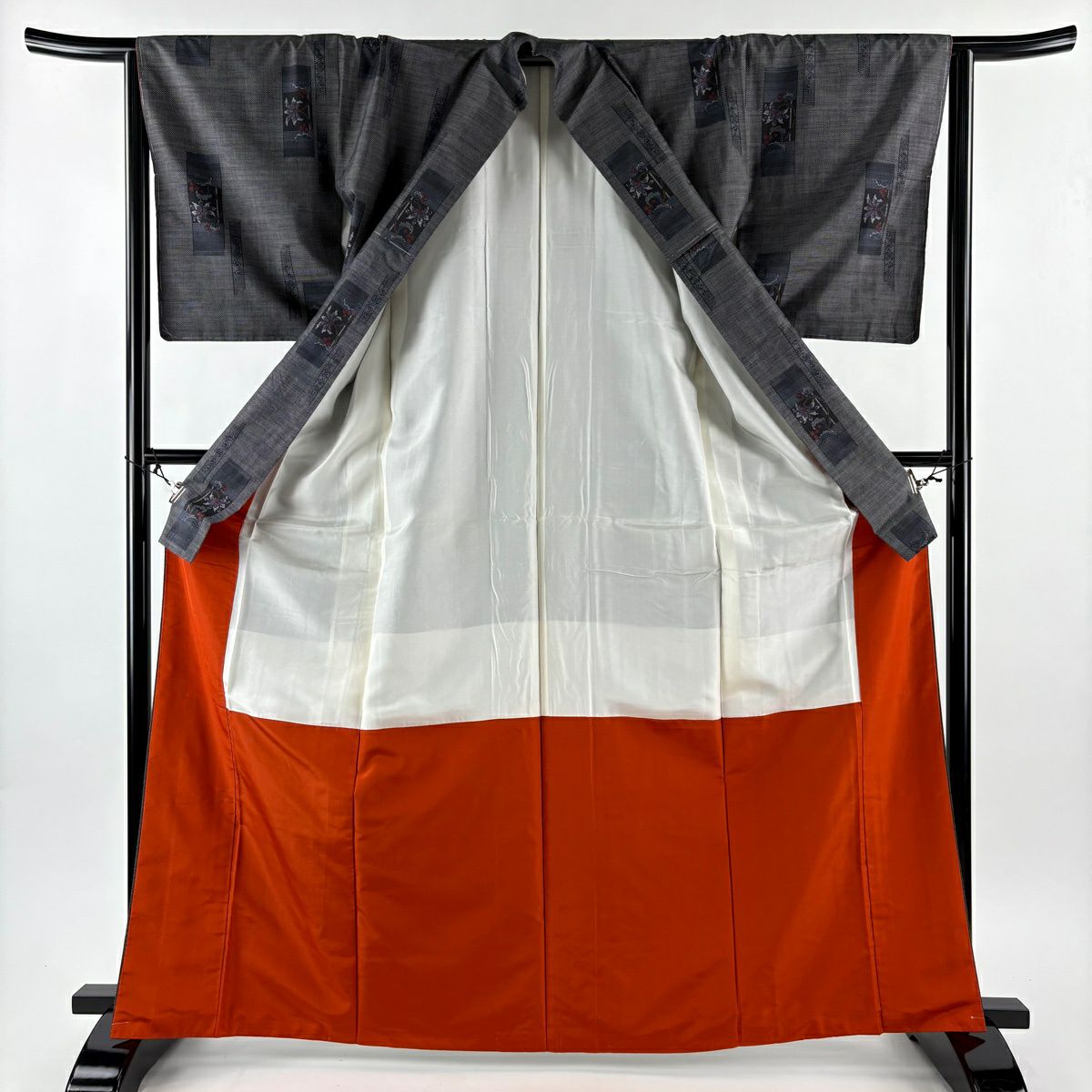 【美品】 大島紬織 身長166cm 袖長65cm M 雙層 證書在側 枝花 幾何圖案 黑灰 純蠶絲 優品級