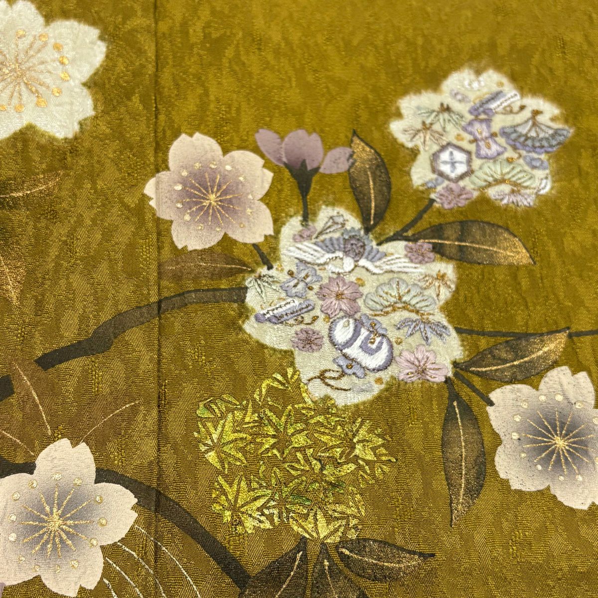 付下 身長162.5cm 袖長69.5cm L 雙層 落款 櫻花 宝尽くし 刺繡 金銀彩 山吹茶 純蠶絲 名品級 一つ紋