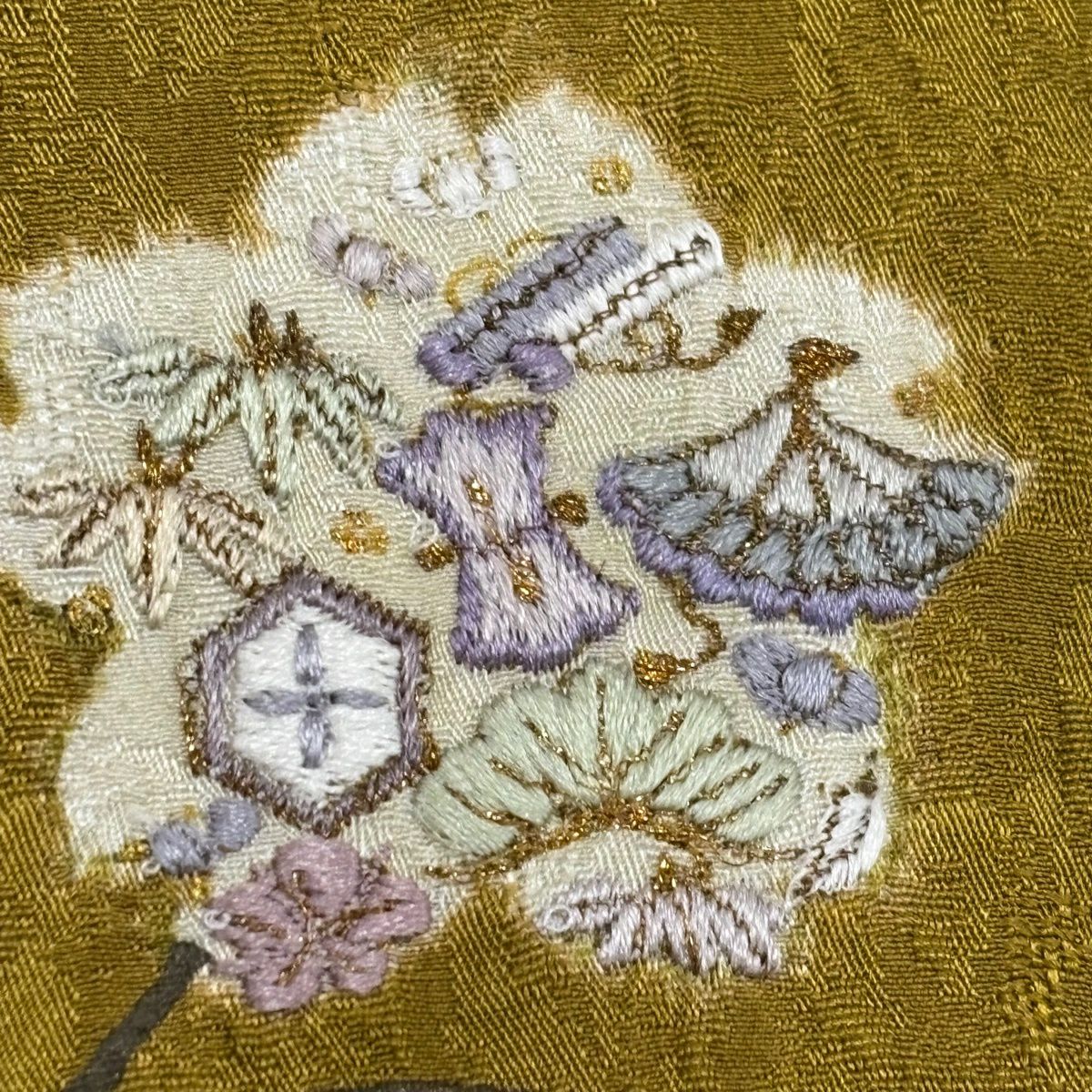 付下 身長162.5cm 袖長69.5cm L 雙層 落款 櫻花 宝尽くし 刺繡 金銀彩 山吹茶 純蠶絲 名品級 一つ紋