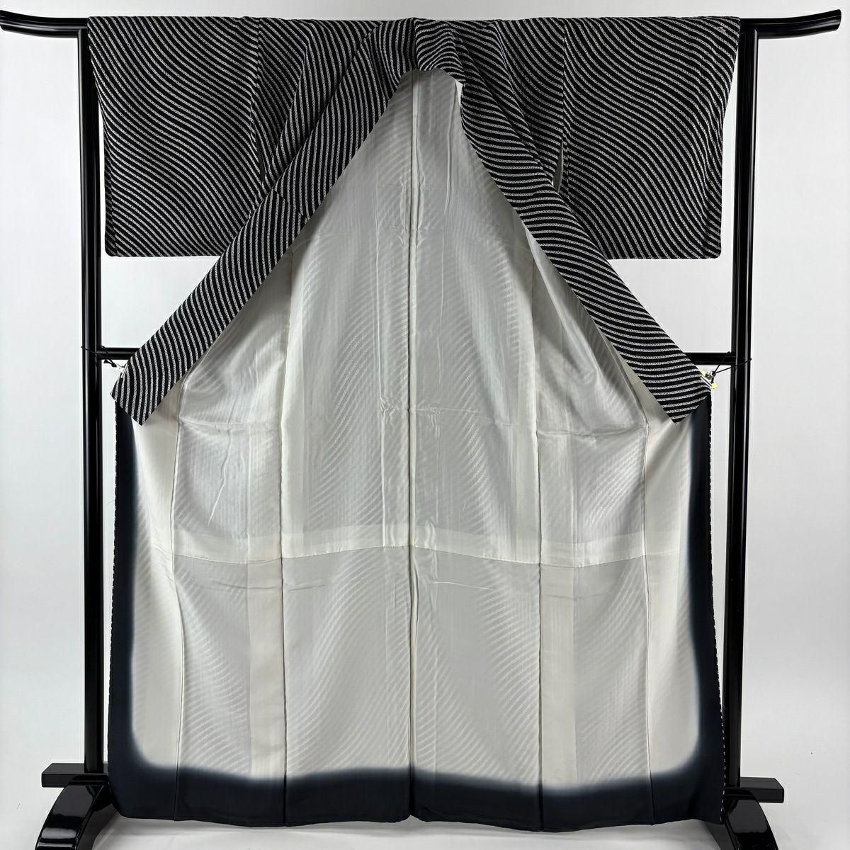 【美品】 小紋 身長167cm 袖長64.5cm M 雙層 袋帶套裝 斜條 絞染 黑 純蠶絲 優品級