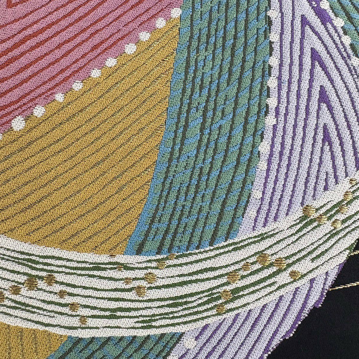 【美品】 袋帶 秀品級 鞠 刺繡 金銀彩 黑 お太鼓柄 純蠶絲