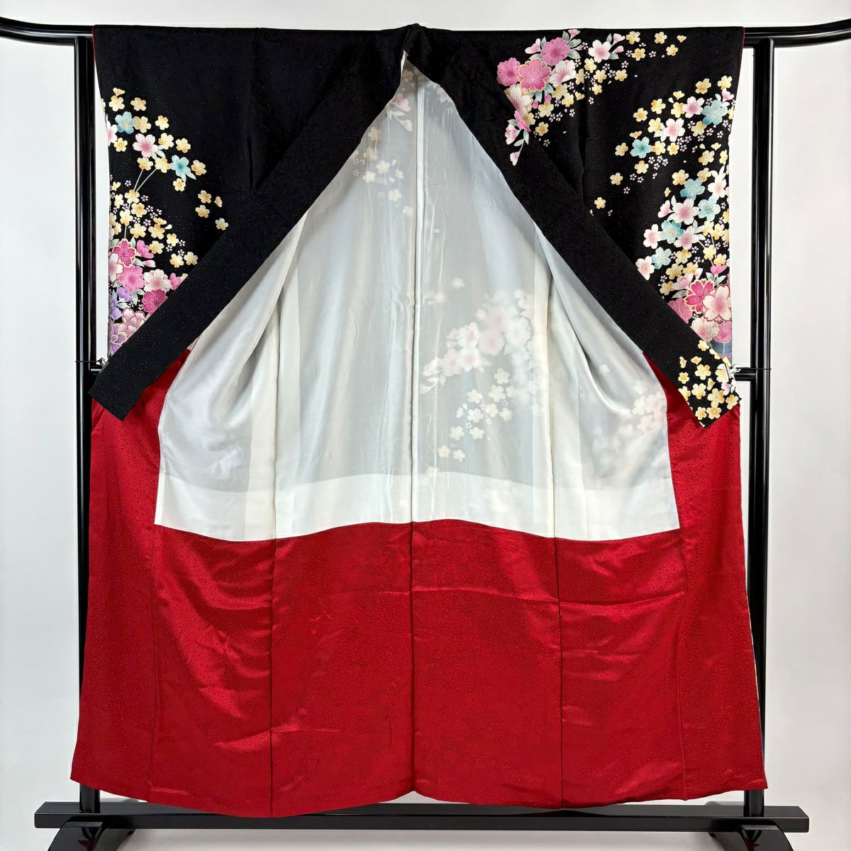 振袖禮服 身長153cm 袖長62cm S 雙層 櫻花 牡丹 刺繡 銀通 黑 純蠶絲 逸品級