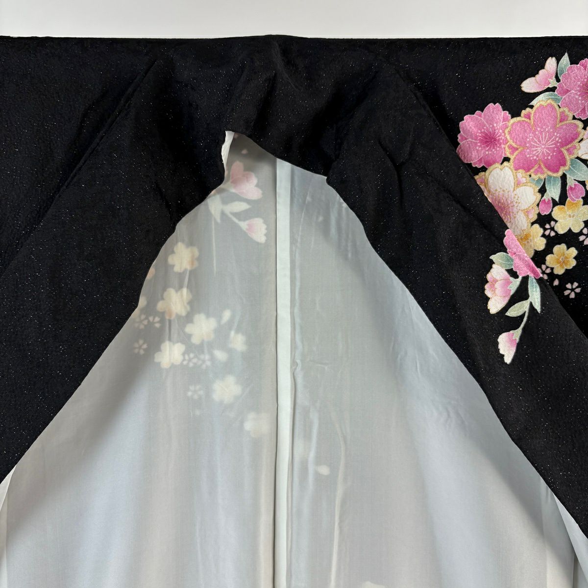 振袖禮服 身長153cm 袖長62cm S 雙層 櫻花 牡丹 刺繡 銀通 黑 純蠶絲 逸品級
