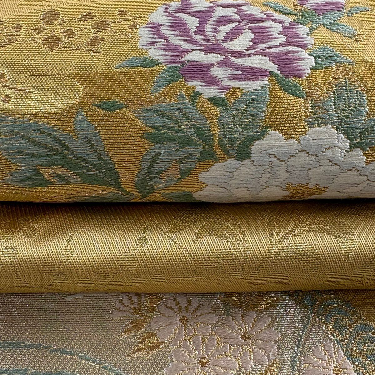 【美品】 袋帶 逸品級 じゅらく 落款あり じゅらく帝王紫 圓文 草花紋紋 金銀彩 金金箔 淺黃土色 大鼓圖案 純蠶絲