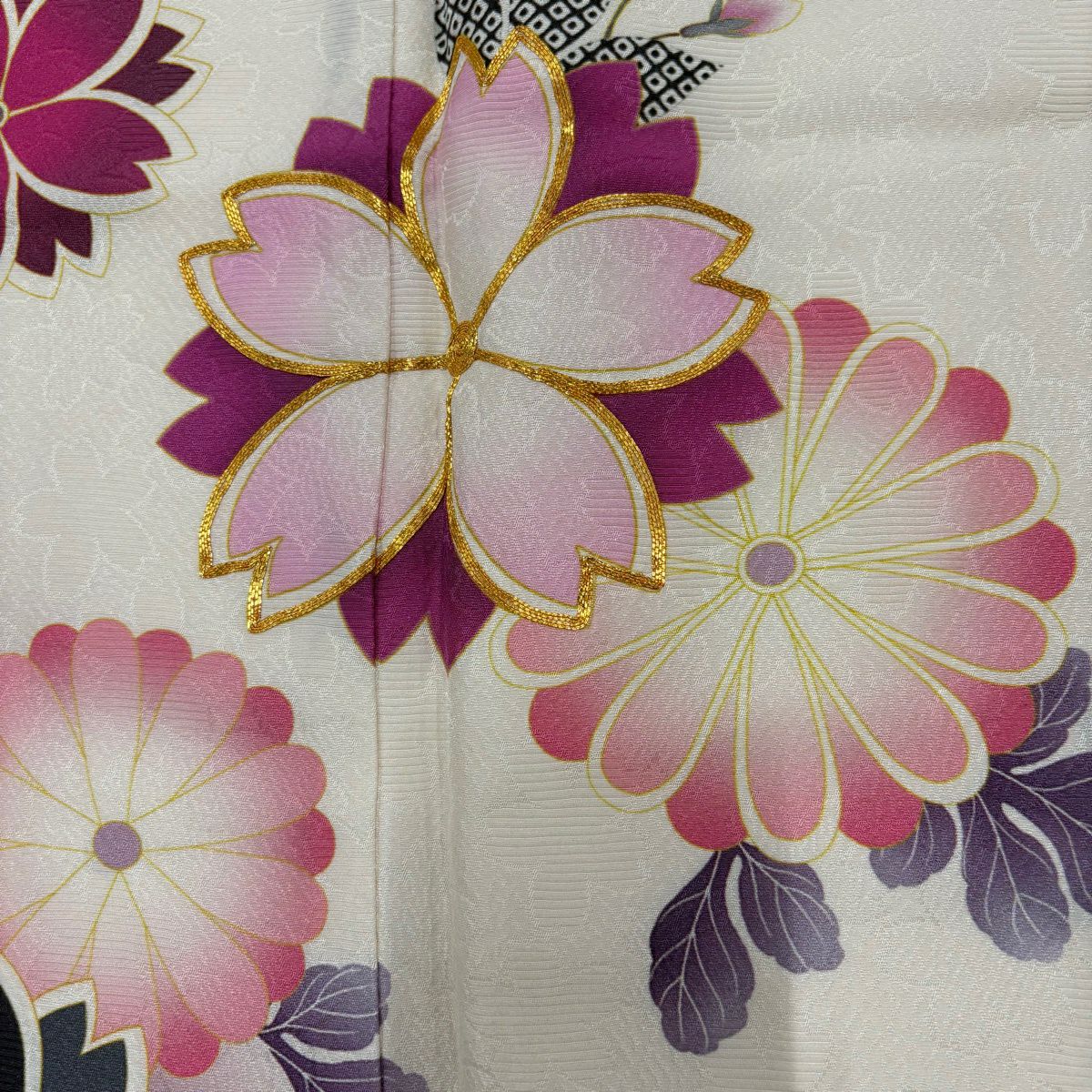 振袖禮服 身長161cm 袖長66cm M 雙層 櫻花 菊花花 金絲 金銀彩 奶油色 純蠶絲 名品級