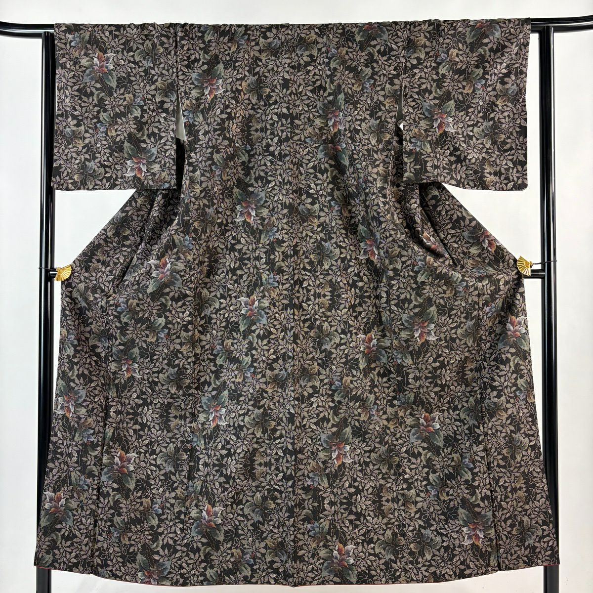 【美品】 大島紬織 身長151.5cm 袖長63cm S 雙層 純泥染 證書齊全 草花紋紋 焦茶 正蠶絲 名品級