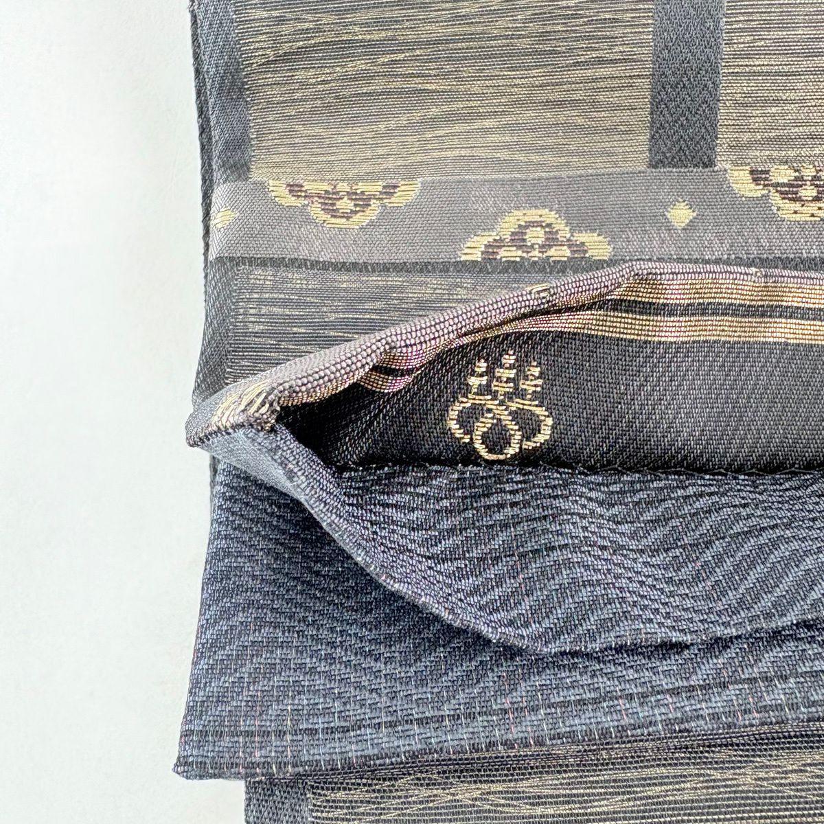 【美品】 袋帶 名品級 じゅらく 落款あり 菱文 花 金糸 黑灰 六通 純蠶絲