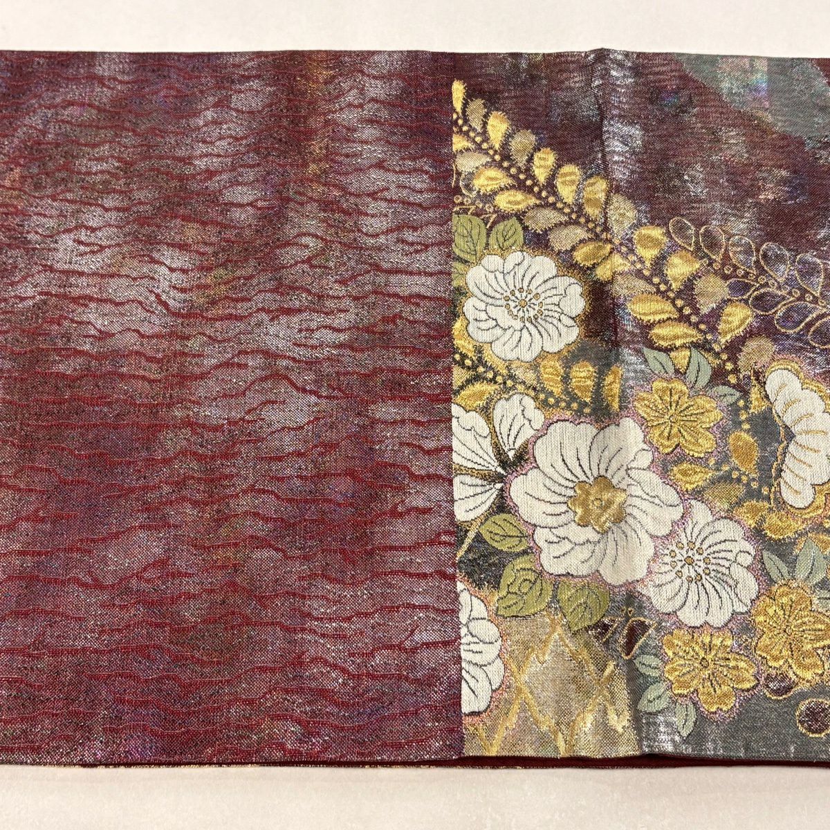 【美品】 袋帶 秀品級 草花紋紋 松樹 金糸 金金箔 紫 六通 純蠶絲