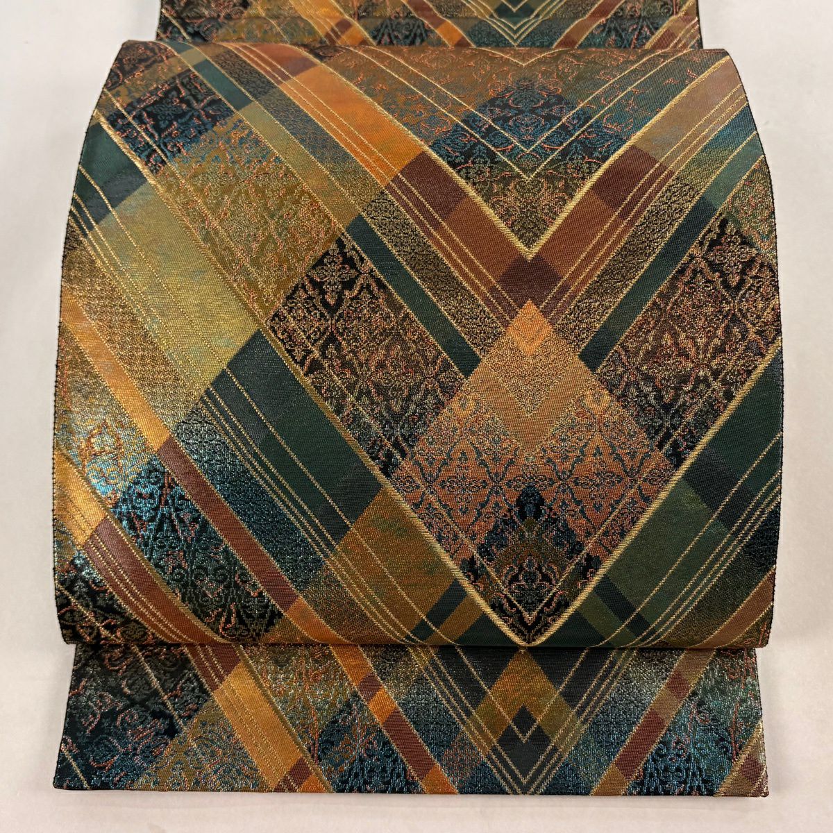【美品】 袋帶 秀品級 幾何圖案 花麗光金金箔 金絲 綠 六通 純蠶絲