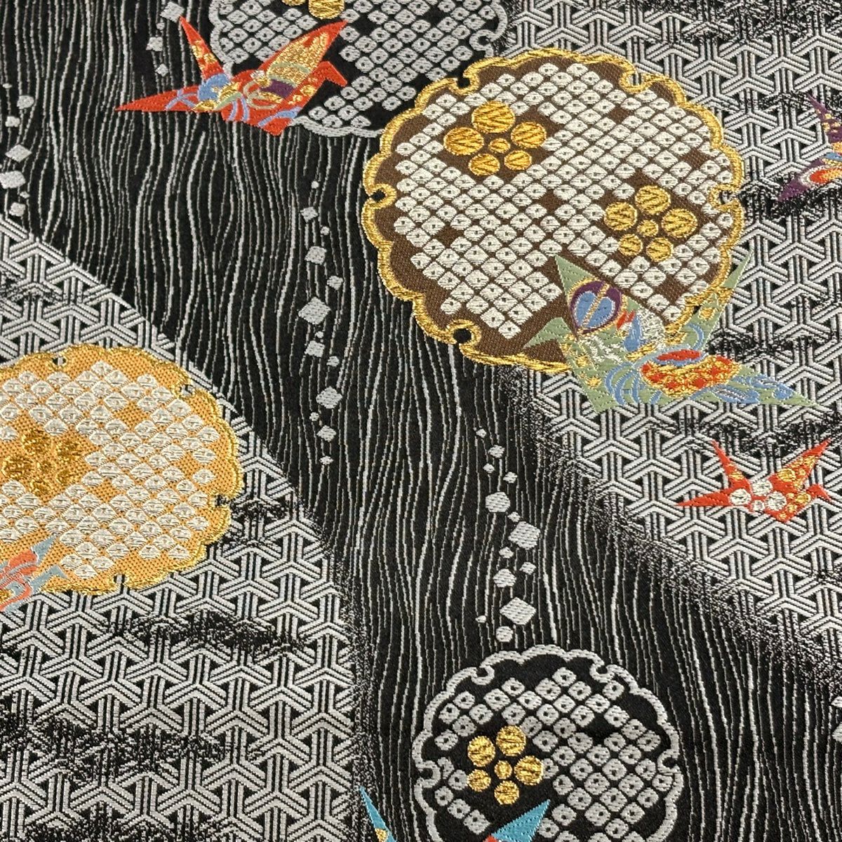 【美品】 袋帶 秀品級 雪輪 折仙鶴 金銀彩 刺繡 墨 黑 六通 純蠶絲
