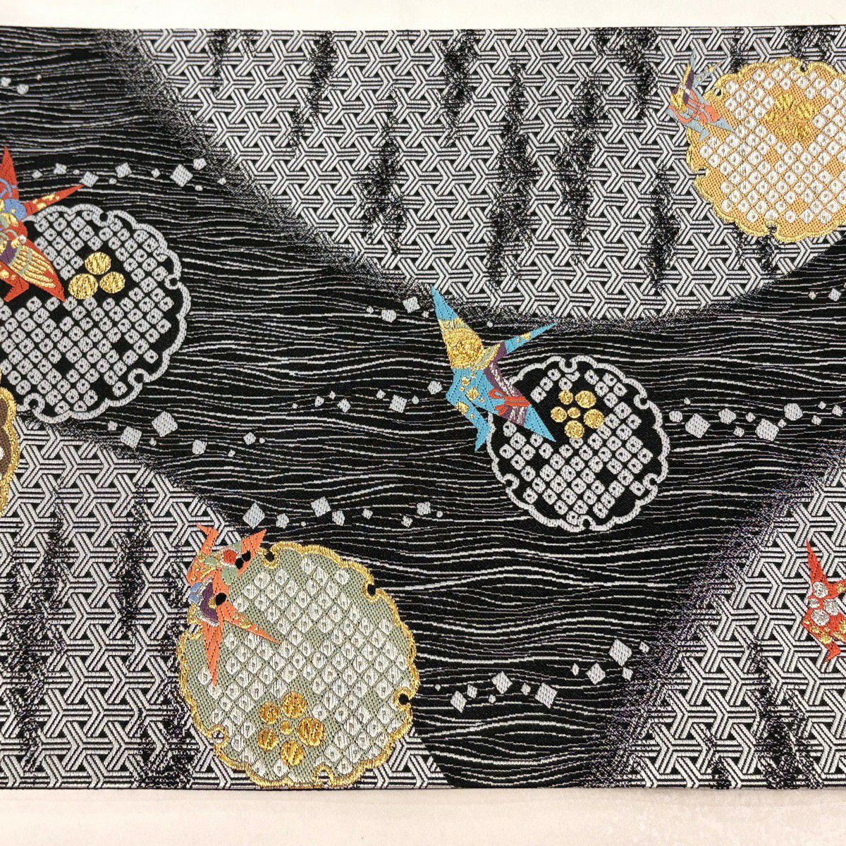 【美品】 袋帶 秀品級 雪輪 折仙鶴 金銀彩 刺繡 墨 黑 六通 純蠶絲