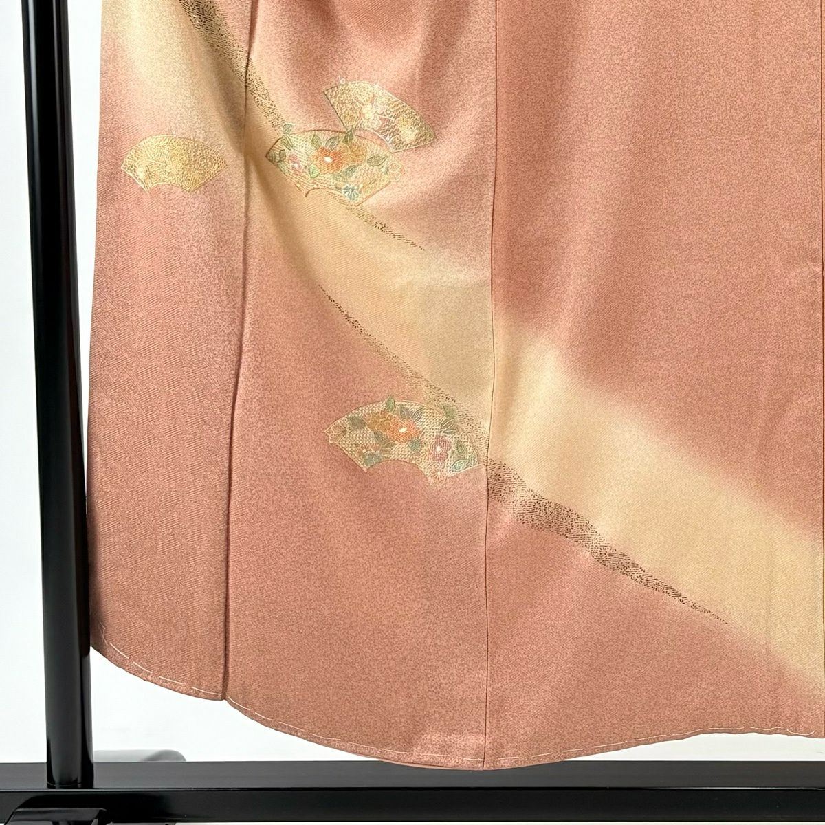 付下 身長152.5cm 袖長64cm M 雙層 扇子面 草花紋 金彩裝飾 刺繡 粉米色 純蠶絲 優品級