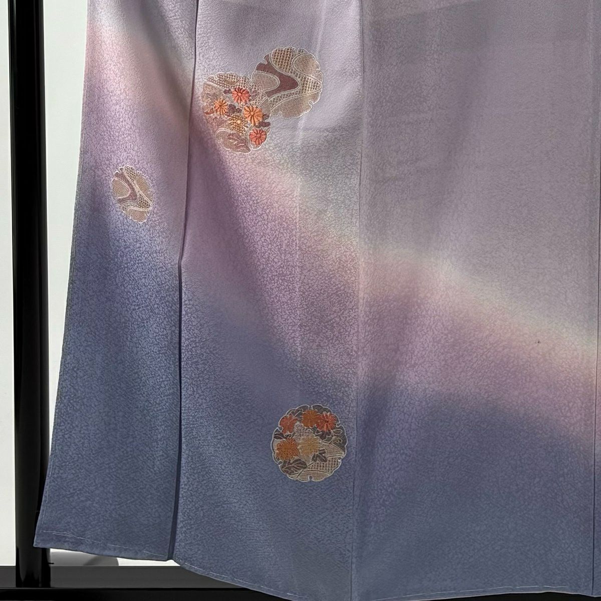 【美品】 付下 身長156.5cm 袖長61.5cm S 雙層 雪輪 菊花 花紋 刺繡 金線 淺紫 純蠶絲 優品級