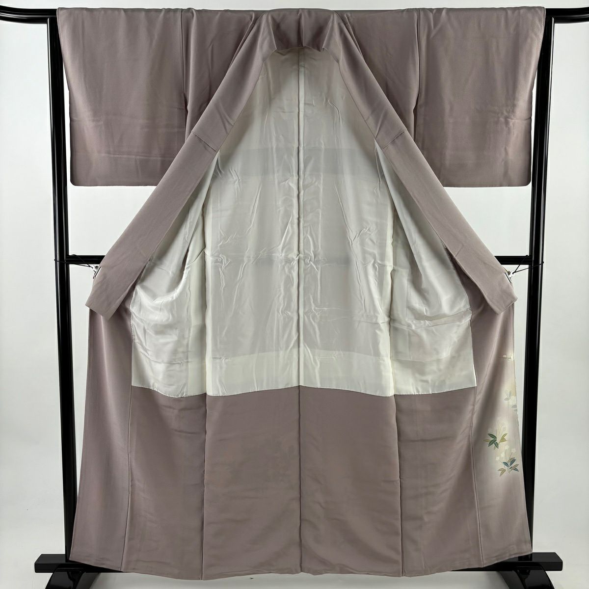 色留袖禮服 身長157.5cm 袖長64.5cm M 雙層 落款有 草花紋紋 枝梅花 金銀彩 漸層 灰紫 純蠶絲 優品級 一個紋