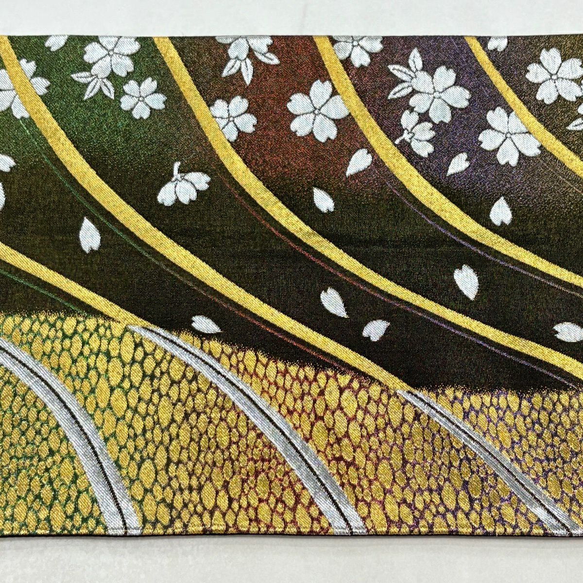 【美品】 袋帶 秀品級 櫻花花瓣 金銀絲 金色 六通 純蠶絲