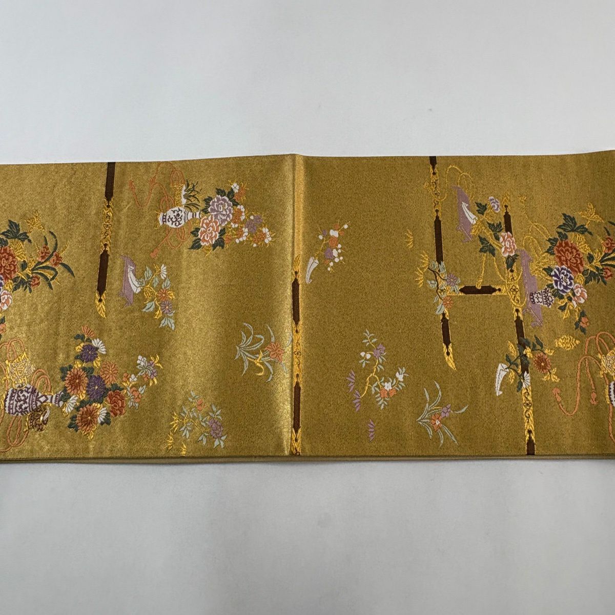 【美品】 袋帶 秀品級 花器 草花紋 金糸 金金箔 山吹茶 六通 純蠶絲