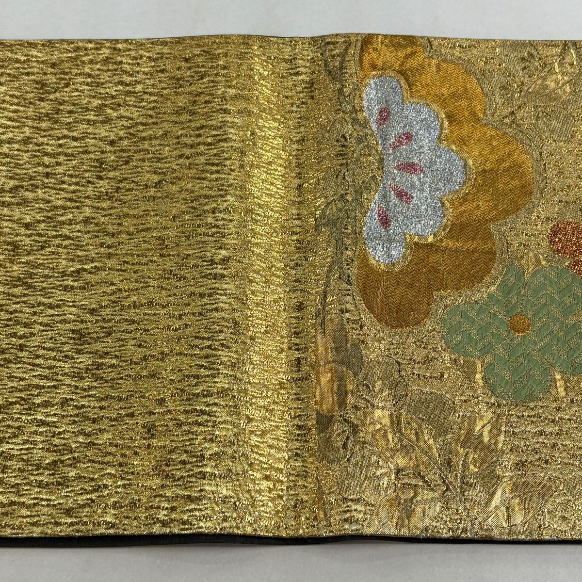【美品】 袋帶 秀品級 笠松樹 梅花 金銀糸 金金箔 金色 六通 純蠶絲