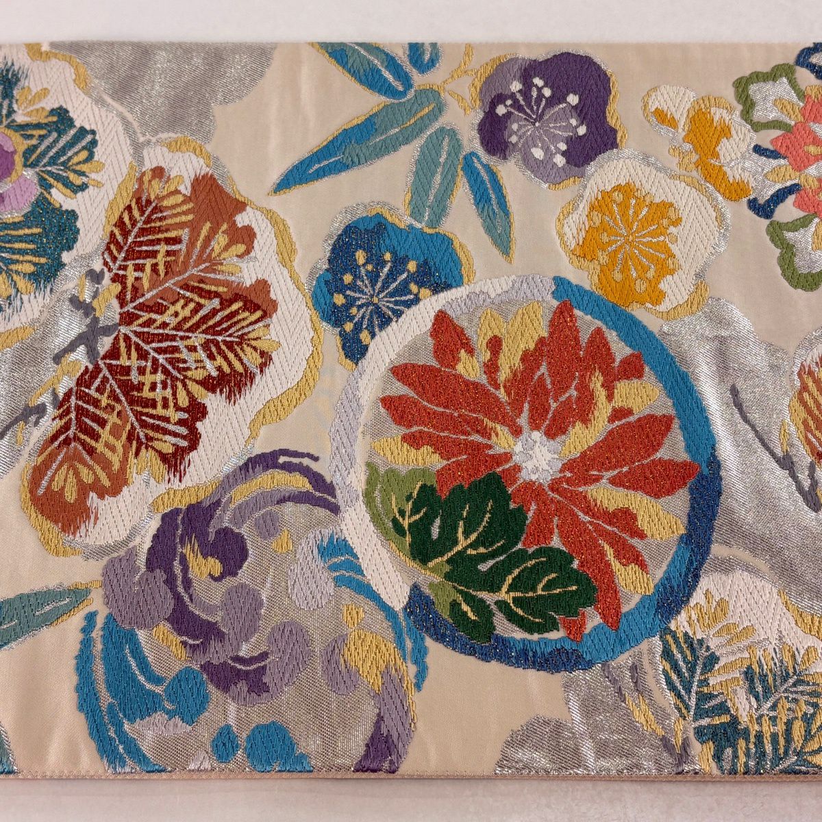 袋帶 秀品級 松樹竹子梅花 菊花 刺繡 金金箔 奶油 六通 純蠶絲