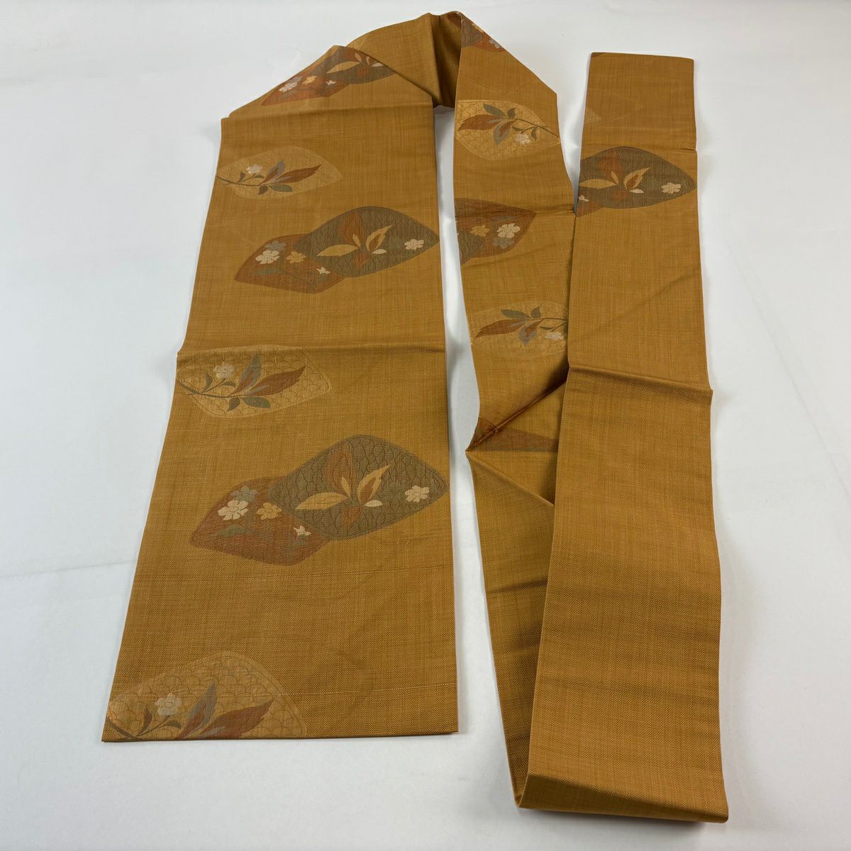 【美品】 名古屋帶 優品級 關西仕立 草花紋 山吹茶 純蠶絲