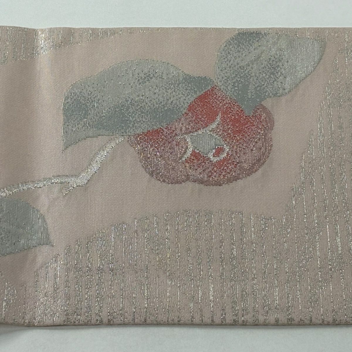 【美品】 名古屋帶 優品級 扇子面 椿 金金箔 銀線 淺粉色 純蠶絲