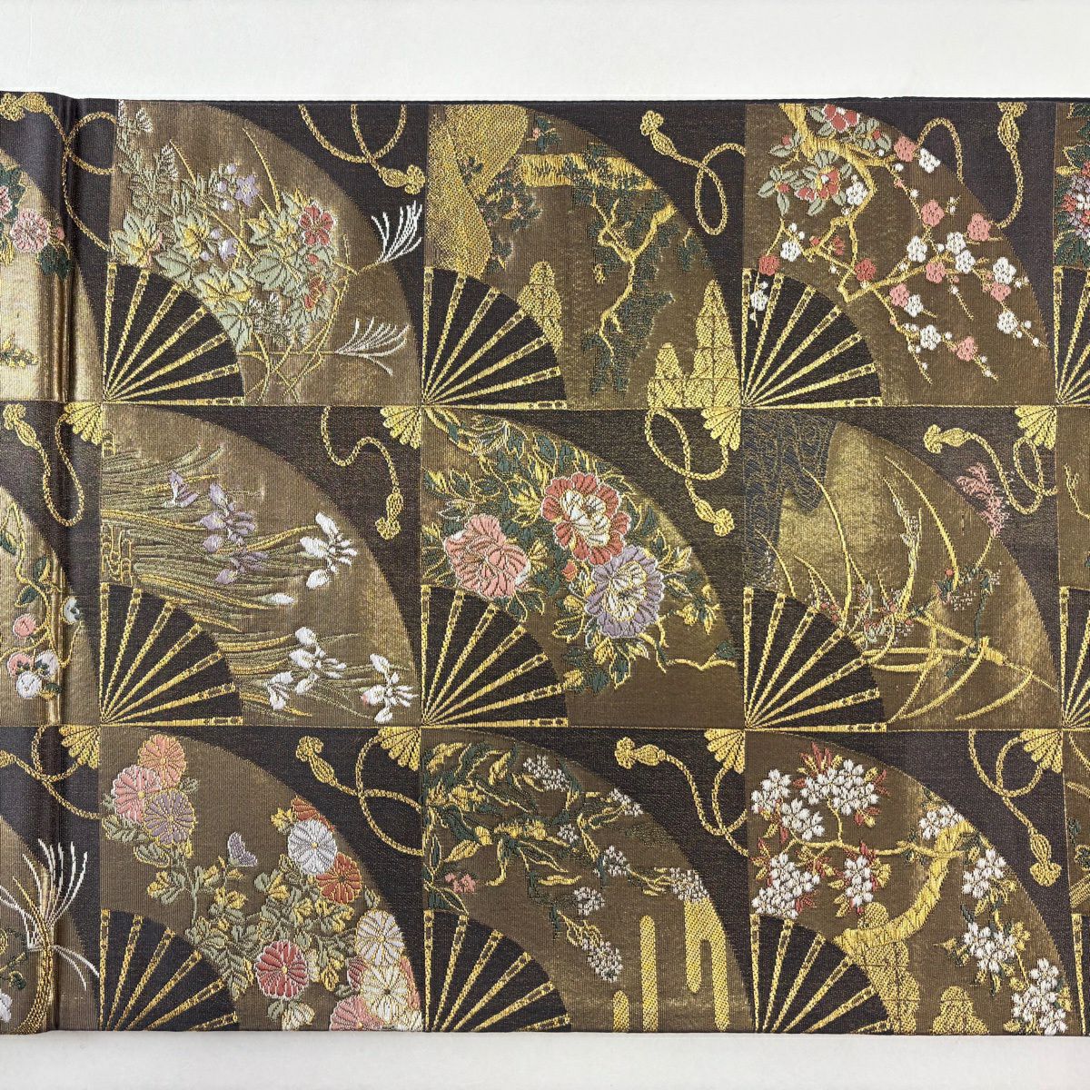 【美品】 袋帶 名品級 扇子 草花紋 金糸 金金箔 灰紫 六通 純蠶絲