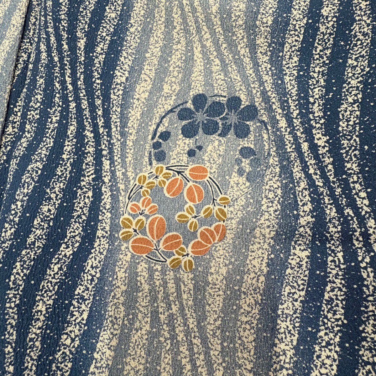 【美品】 小紋 身長161cm 袖長65.5cm M 雙層 可洗和服 花丸紋 亂條 深藍 化纖 優品級