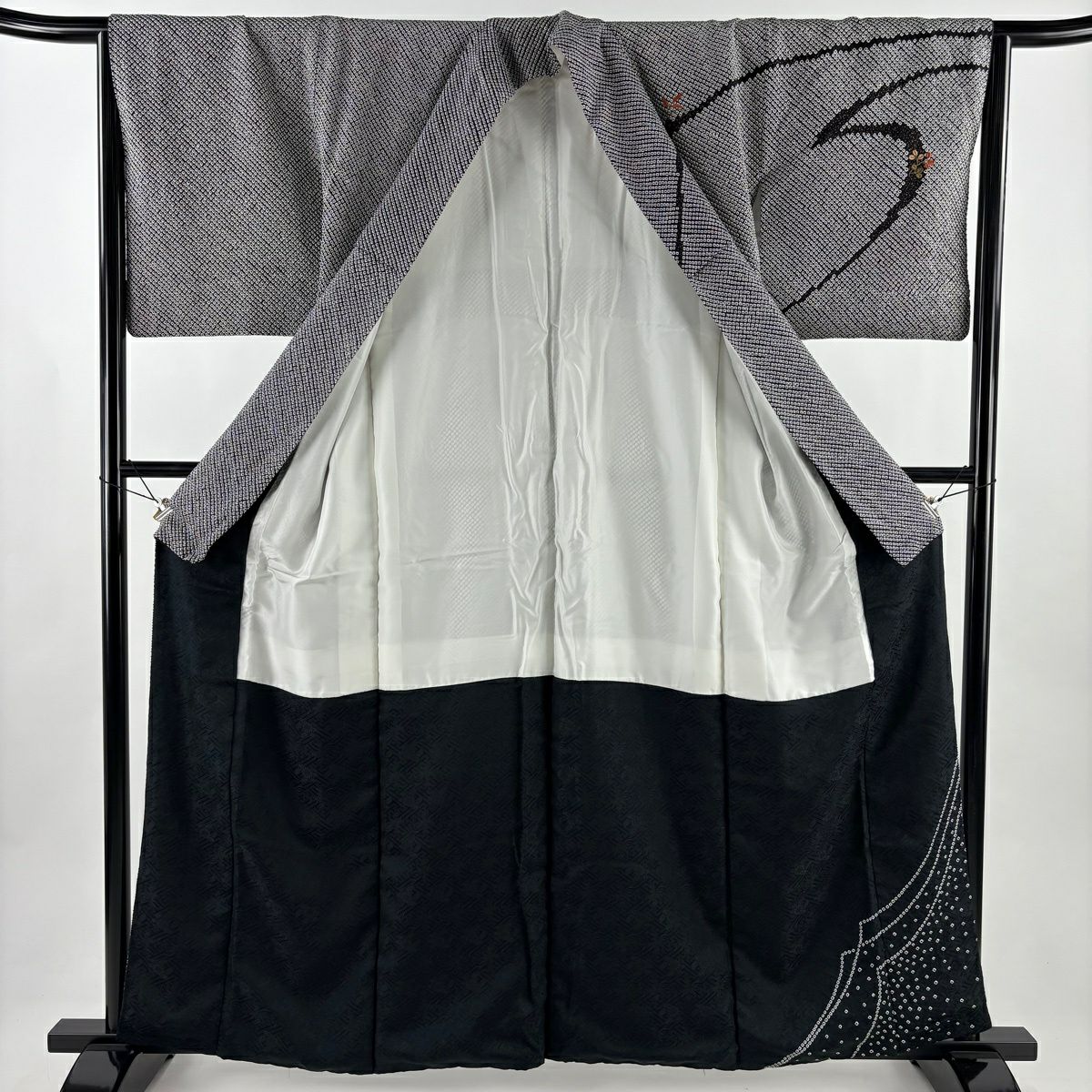 【美品】訪問服 身長159.5cm 袖長65.5cm M 雙層 萩 楓 總絞染 刺繡 黑 純蠶絲 名品級