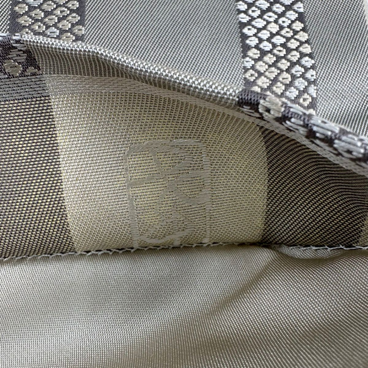【美品】 袋帶 名品級 加納幸 落款あり 縞 疋田紋 金金箔 灰色 六通 純蠶絲