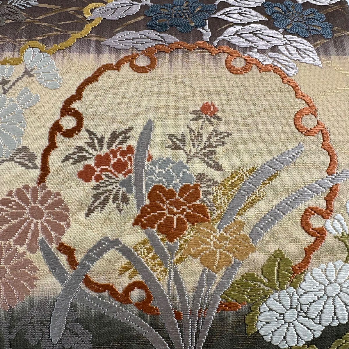 【美品】 袋帶 名品級 雪輪 菊花 金金箔 金絲 米色 六通 純蠶絲