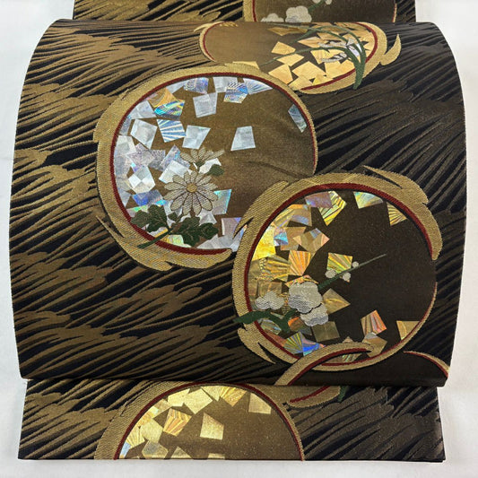 【美品】 袋帶 名品級 堀省平 落款 菊花花 梅花花 金銀線 金金箔 金色 大鼓圖案 純蠶絲