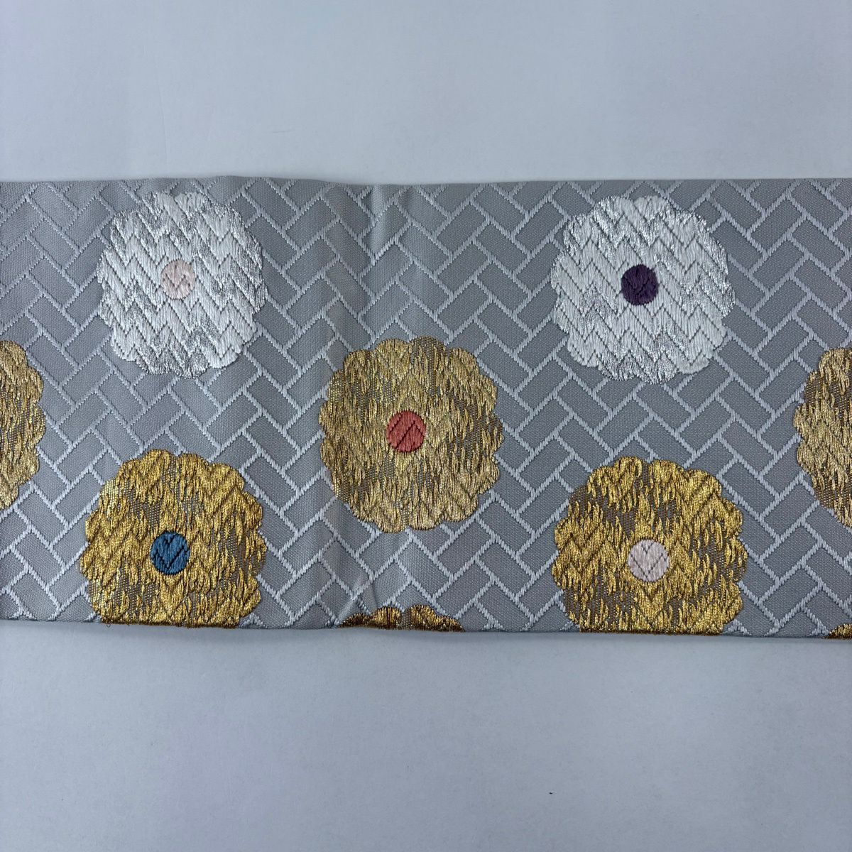 【美品】 名古屋帶 秀品級 花 桧垣 金銀彩 灰色 純蠶絲