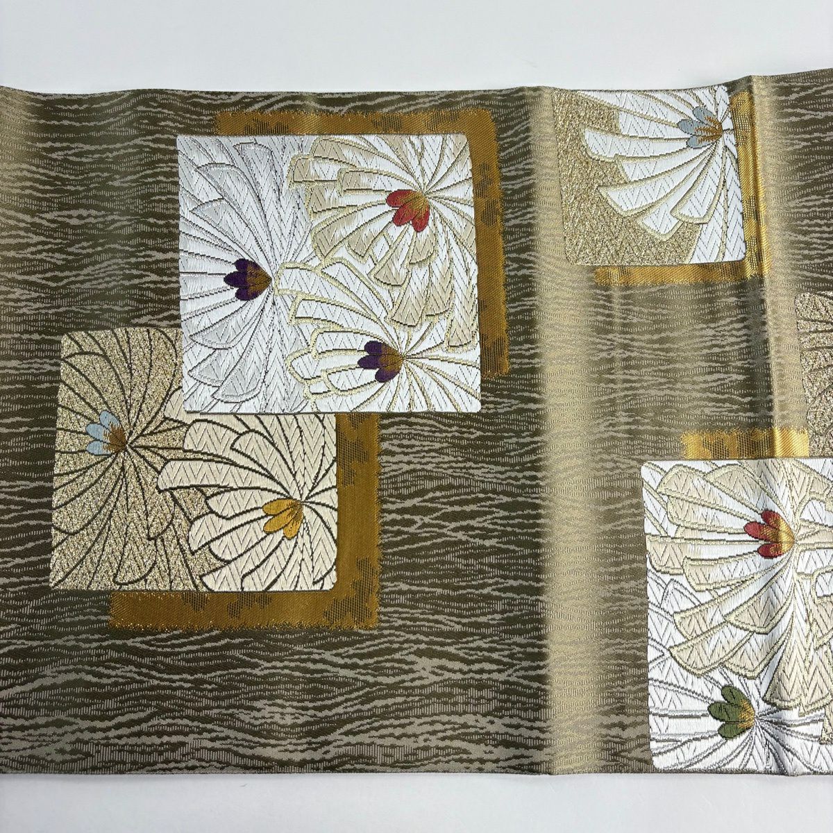 【美品】 袋帶 名品級 漢方染 松樹 色紙 金銀彩 金金箔 茶綠 六通 純蠶絲