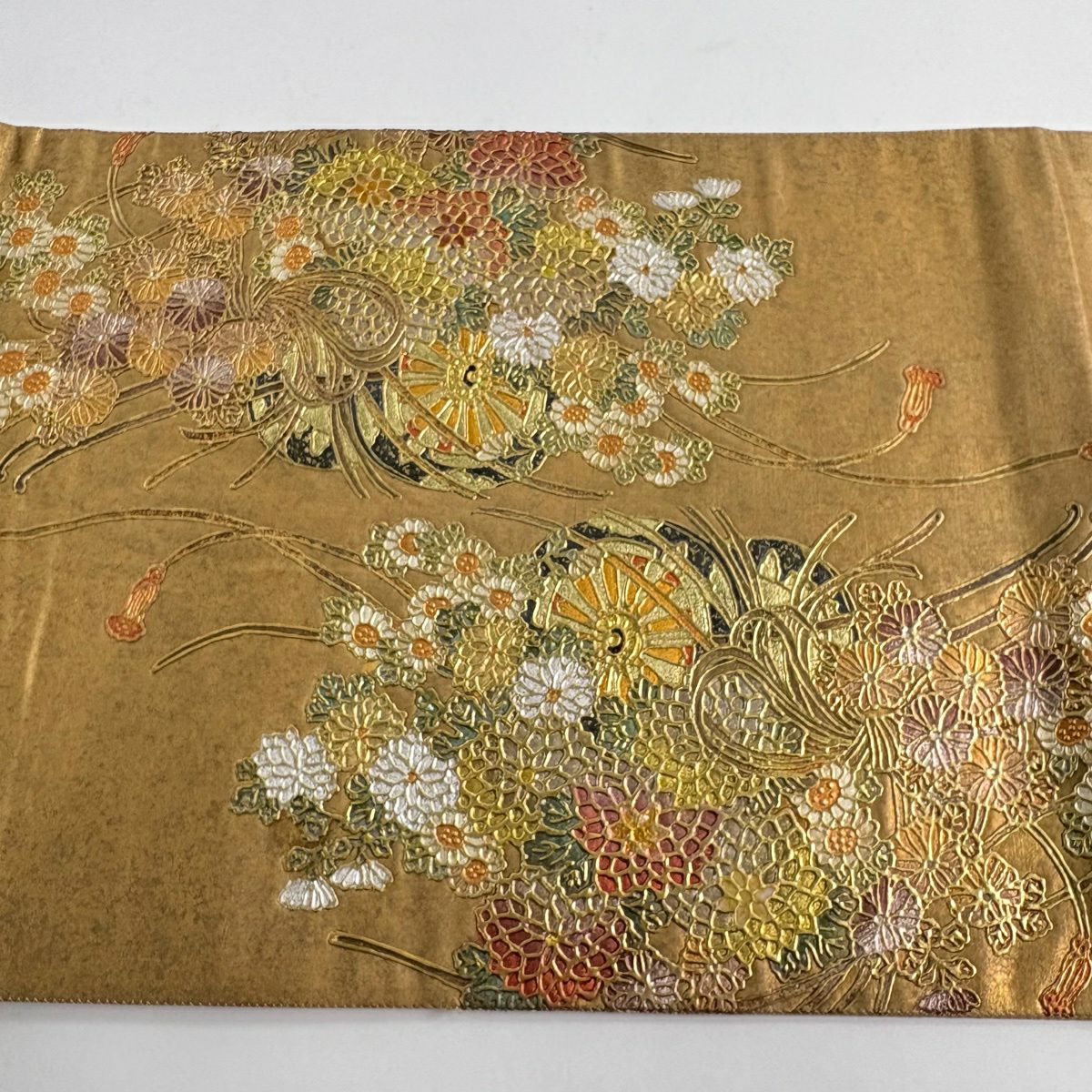 袋帶 名品級 落款 花車 菊花 金銀彩 金金箔 金純蠶絲 お太鼓柄