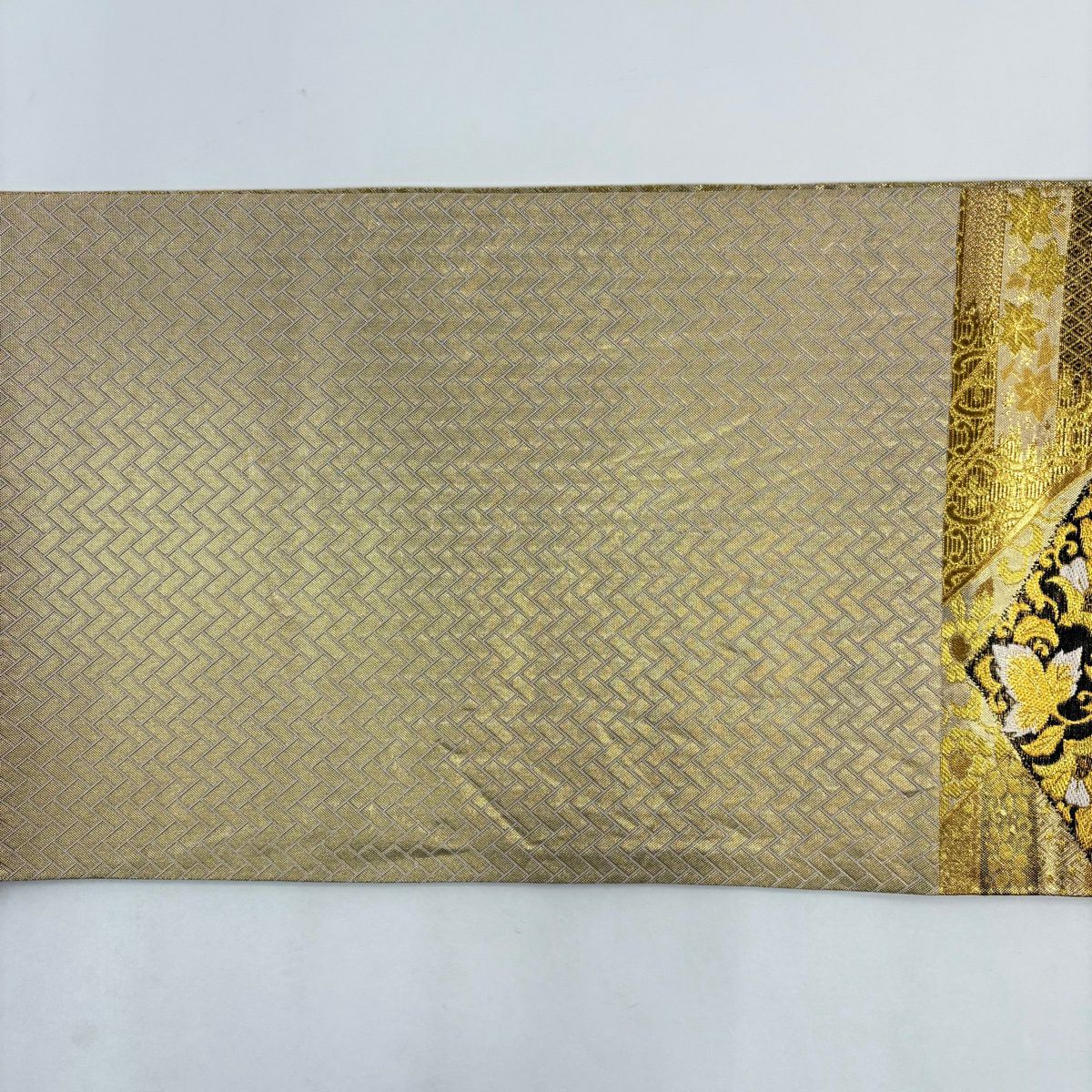 【美品】 袋帶 秀品級 仙鶴 草花紋 金絲 金金箔 金色 六通 純蠶絲