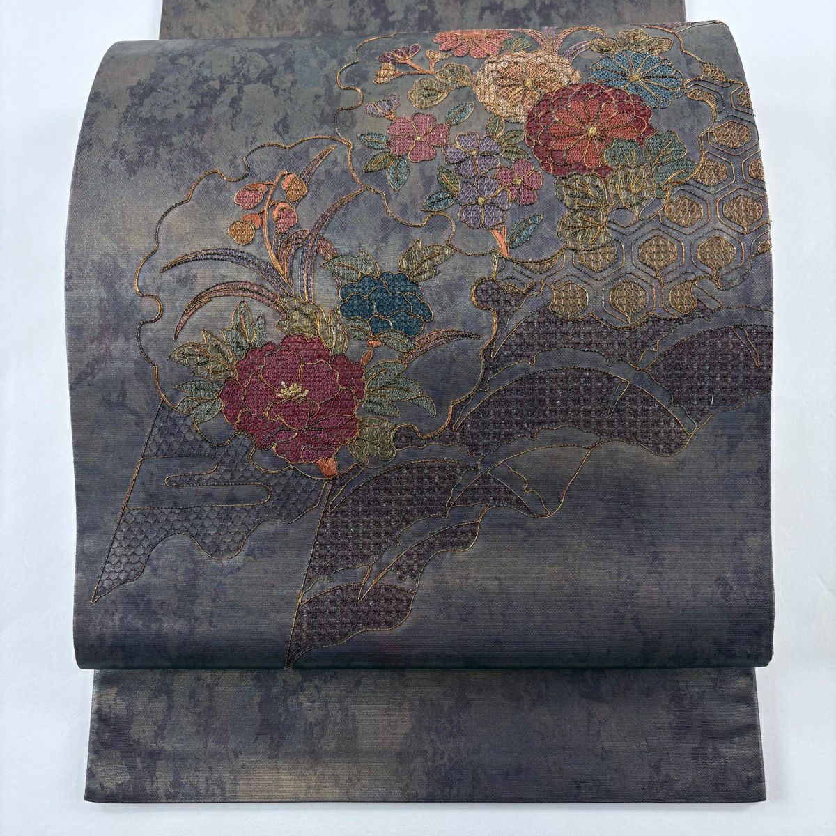 袋帶 秀品級 雪輪 草花紋刺繡 金金箔 灰紫 お太鼓圖案 純蠶絲