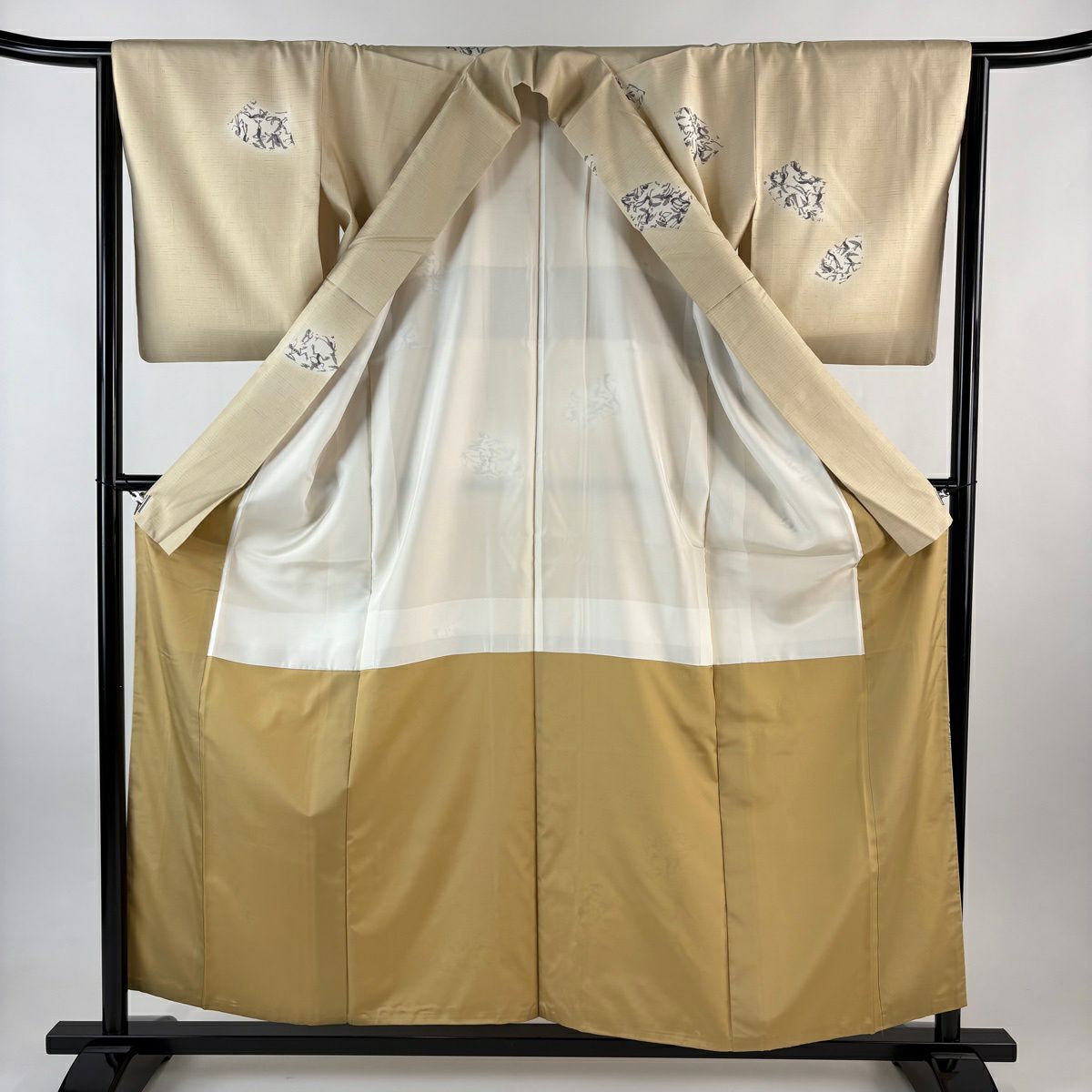 【美品】 小紋 身長158cm 袖長65cm M 雙層 馬骨子才林 紬織織 落款あり 扇子面 河童 漸層 米色 純蠶絲 逸品級