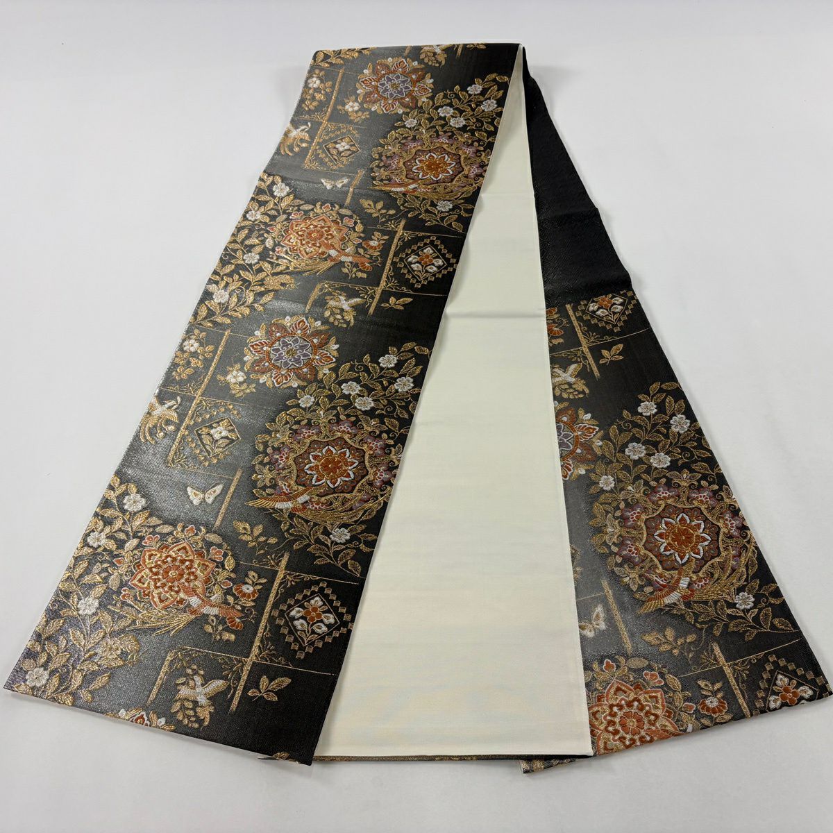 【美品】 袋帶 秀品級 華紋 花鳥 刺繡 金糸 黑灰 六通 純蠶絲