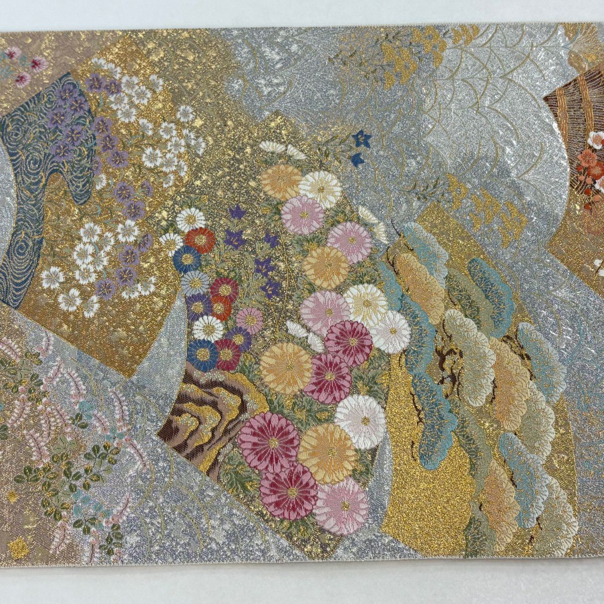 【美品】 袋帶 秀品級 吉祥四季紋 金金箔 銀 六通 純蠶絲