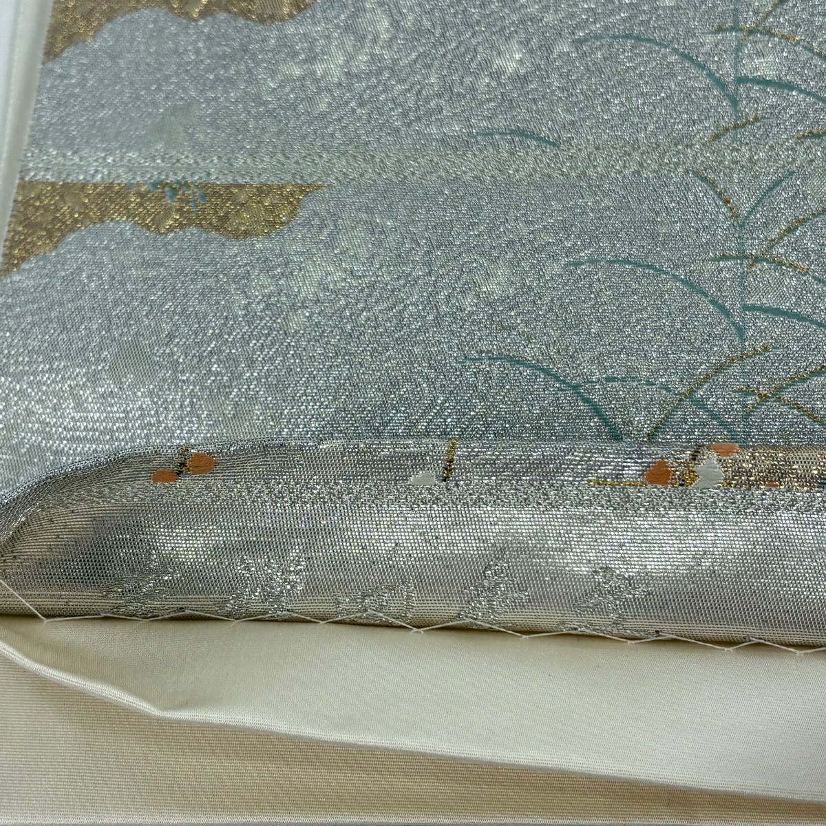 【美品】 袋帶 秀品級 吉祥四季紋 金金箔 銀 六通 純蠶絲