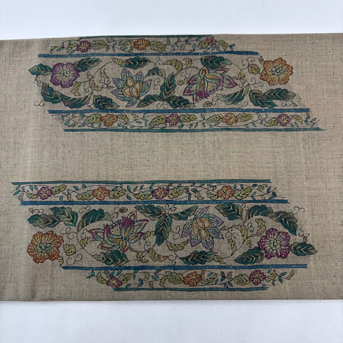 【美品】 袋帶 秀品級 落款あり 紬織織 縞 花唐草紋 金彩裝飾 茶綠 お太鼓柄 純蠶絲