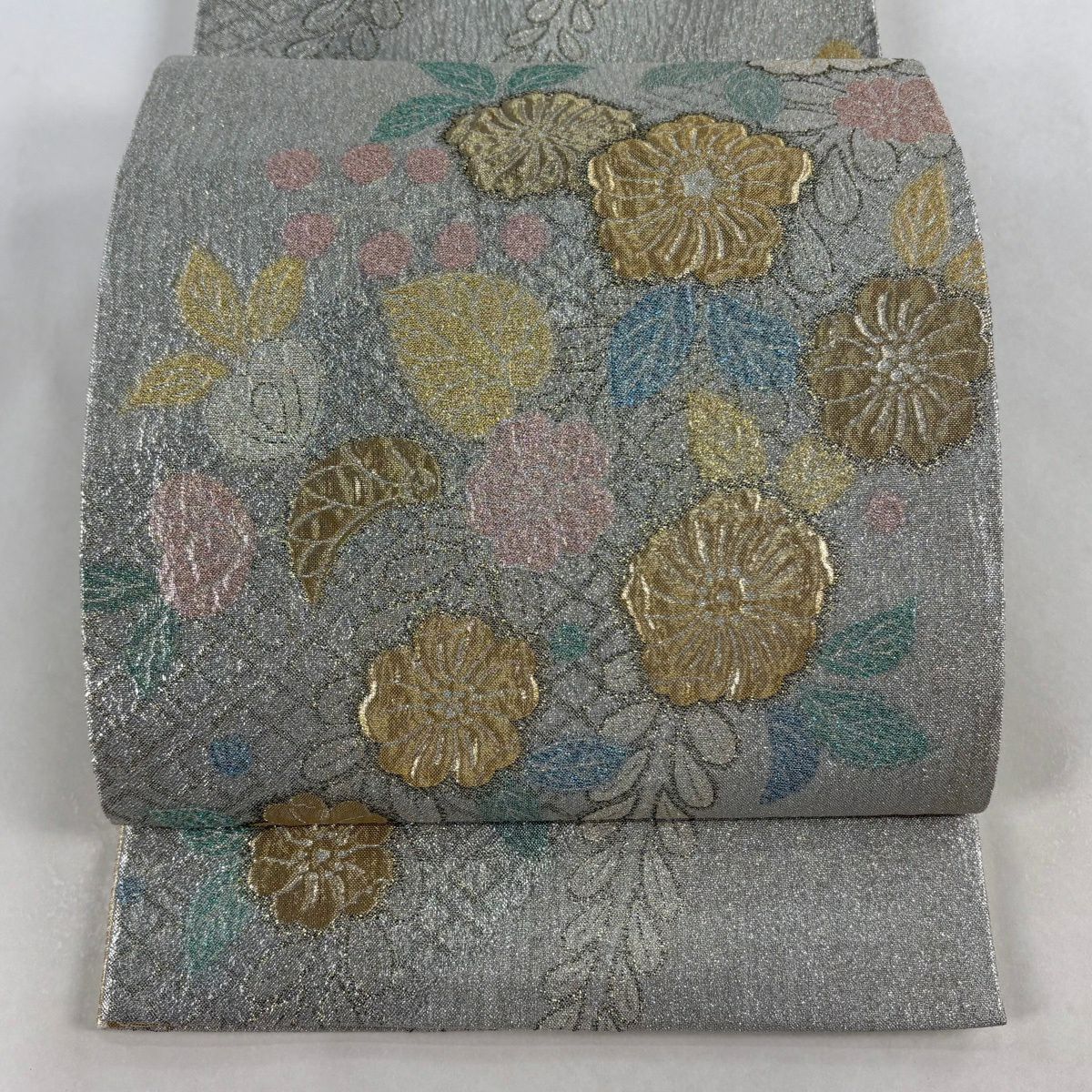 【美品】 袋帶 秀品級 草花紋 藤 金金箔 銀 六通 純蠶絲