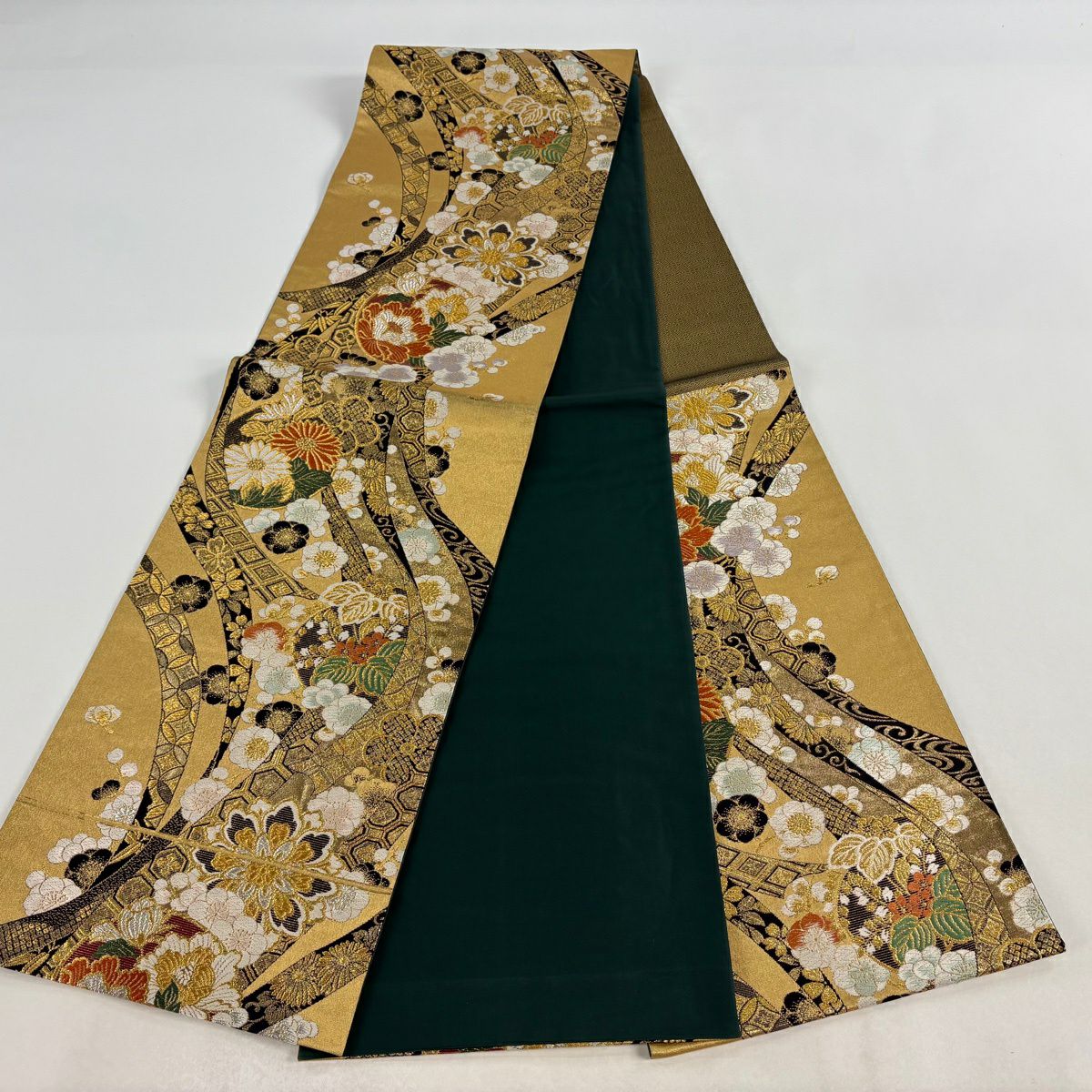 【美品】 袋帶 秀品級 草花紋 熨斗紋 金金箔 金銀彩 金 六通 純蠶絲
