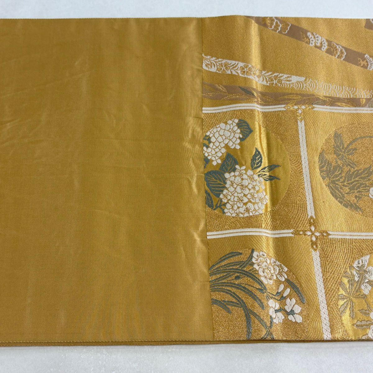 【美品】 袋帶 秀品級 扇子 草花紋 金金箔 金絲 金色 六通 純蠶絲