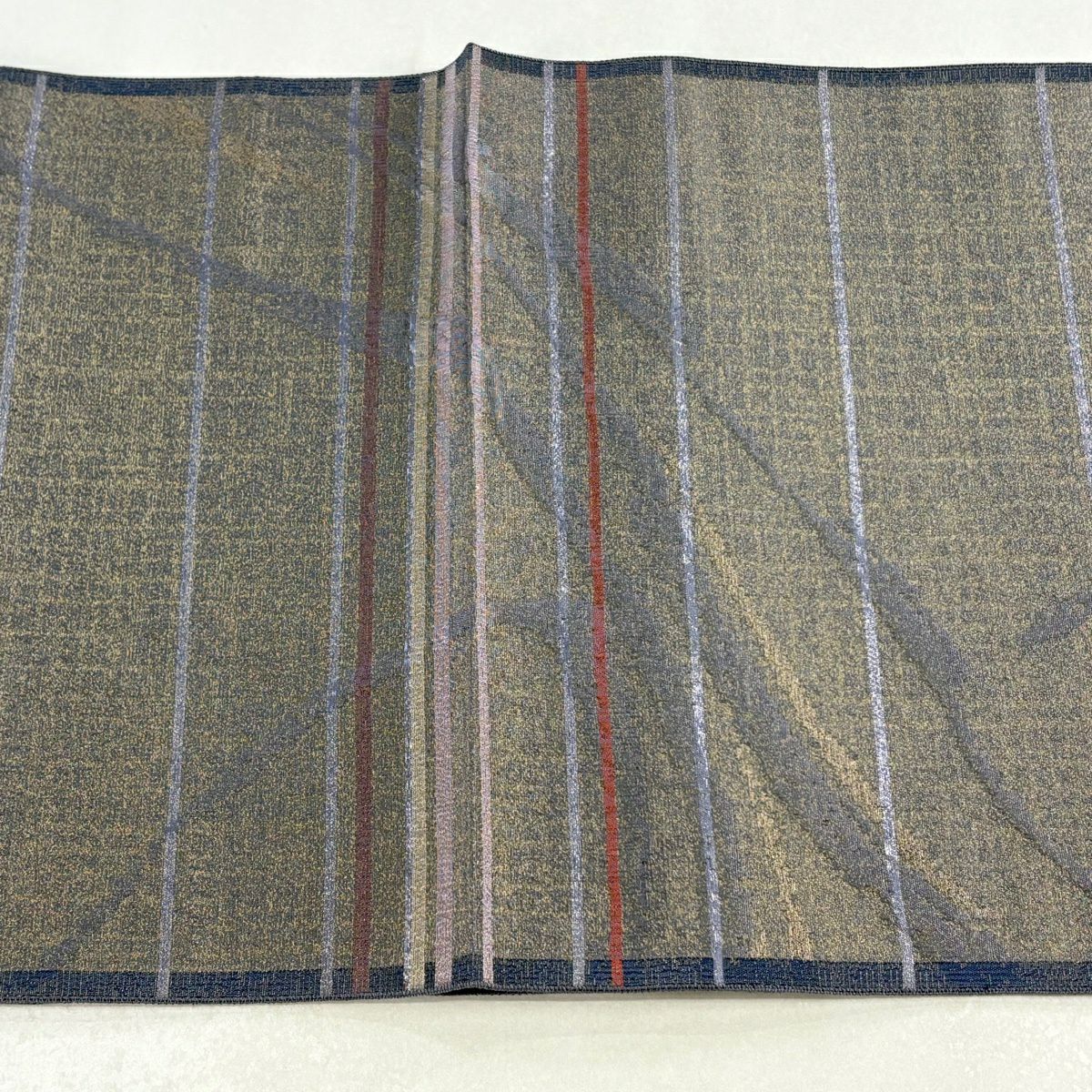 【美品】 袋帶 秀品級 縞 幾何學 金金箔 紫 六通 純蠶絲