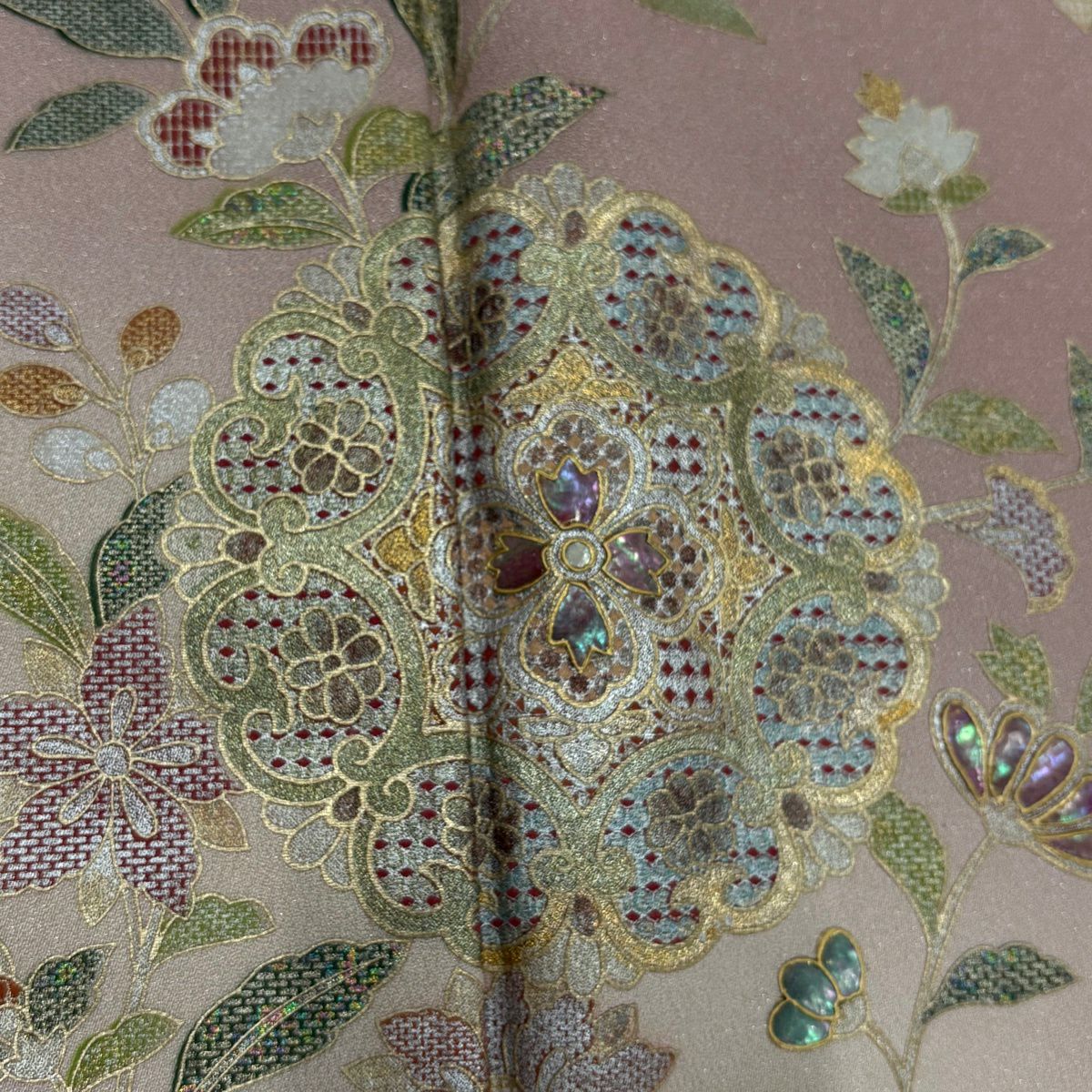 【美品】訪問服 身長164cm 袖長63cm S 雙層 華紋 ヱ霞 螺鈿 銀通し 粉米色 純蠶絲 名品級