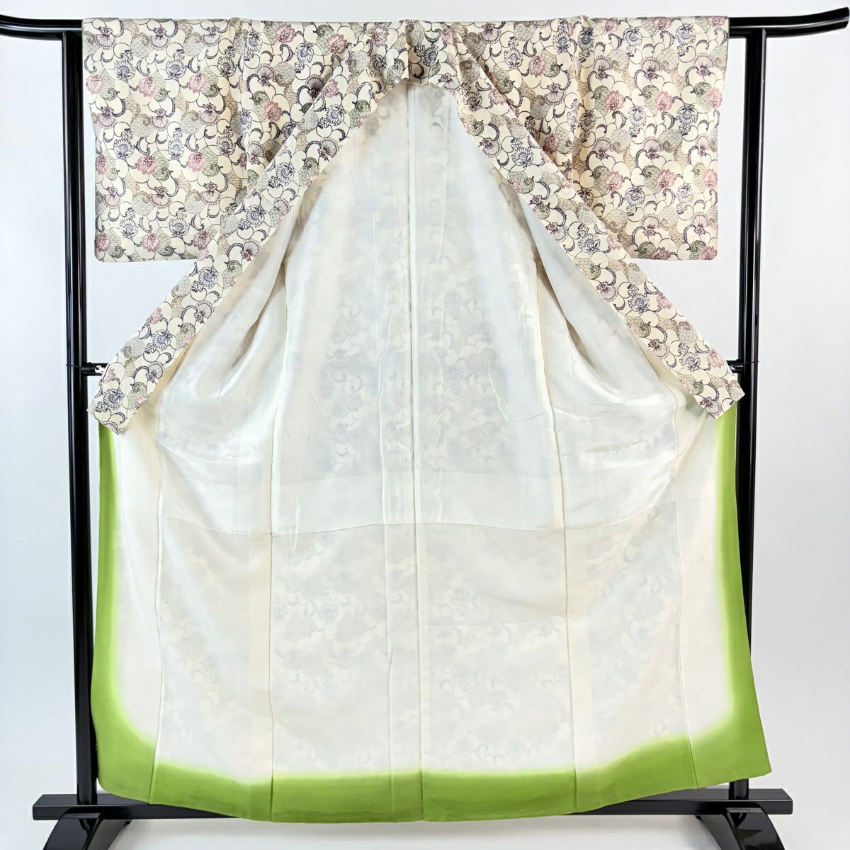 【美品】 小紋 身長159.5cm 袖長61.5cm S 雙層 花唐草紋 絞織 奶油色 純蠶絲 名品級