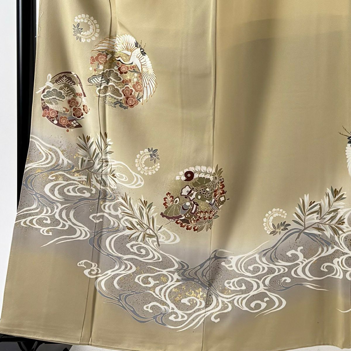 色留袖禮服 身長161.5cm 袖長66.5cm M 雙層 仙鶴 松樹梅花 金絲 金銀彩 米色 純蠶絲 優品級 三個紋